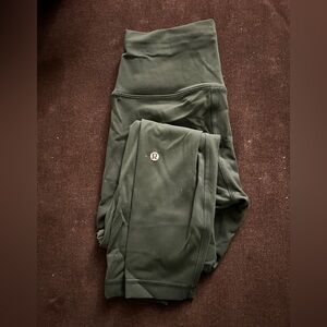 Lululemon rainforest green Wunder train leggings